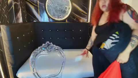 Snapshot of bruja_scarlata chatting on December 1, 11:26 am Bruja SCarlata online show from December 1, 11:26 am