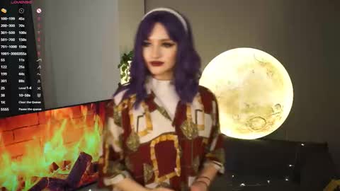 Snapshot of brunaalcorn chatting on December 2, 9:32 pm Doris online show from December 2, 9:32 pm