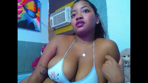 Snapshot of brunett_sexy1 chatting on May 16, 7:05 am Brunett sexy1 online show from May 16, 7:05 am