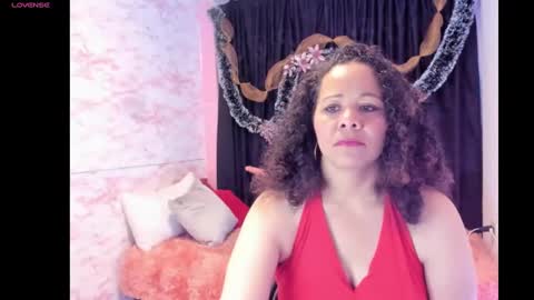 Snapshot of brunette_sasha chatting on December 9, 1:45 pm Sasha Brunette online show from December 9, 1:45 pm