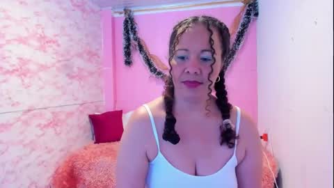 Snapshot of brunette_sasha chatting on December 31, 12:57 pm Sasha Brunette online show from December 31, 12:57 pm