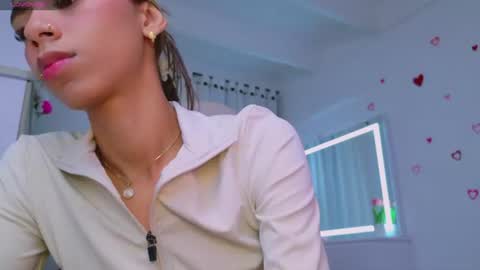 SARAH  online show from July 15, 3:45 am