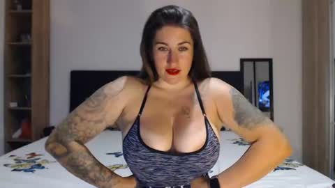 brunettelisa online show from July 23, 6:28 pm