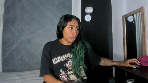 brunette online show from January 8, 7:45 pm