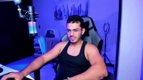 Snapshot of bruno_diaz31 chatting on October 27, 4:49 am Bruno online show from October 27, 4:49 am