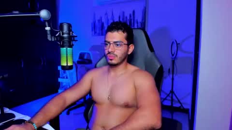 Snapshot of bruno_diaz31 chatting on October 30, 2:51 pm Bruno online show from October 30, 2:51 pm