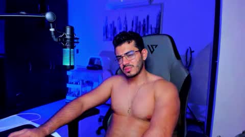 Snapshot of bruno_diaz31 chatting on November 3, 4:25 am Bruno online show from November 3, 4:25 am