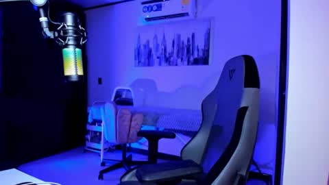 Snapshot of bruno_diaz31 chatting on November 5, 5:07 am Bruno online show from November 5, 5:07 am