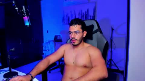 Snapshot of bruno_diaz31 chatting on November 6, 11:55 am Bruno online show from November 6, 11:55 am