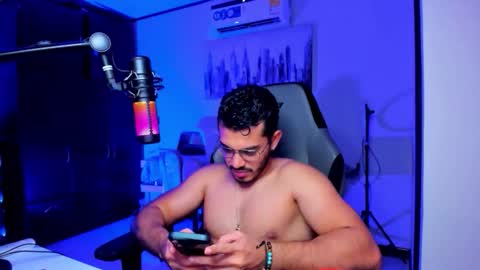 Snapshot of bruno_diaz31 chatting on November 7, 5:40 am Bruno online show from November 7, 5:40 am