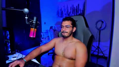 Snapshot of bruno_diaz31 chatting on November 20, 4:56 am Bruno online show from November 20, 4:56 am