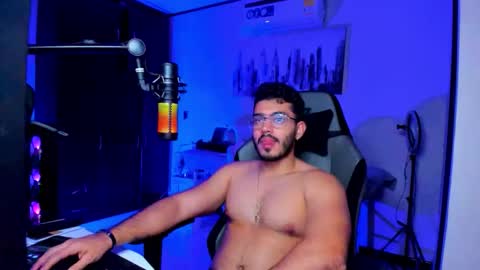 Snapshot of bruno_diaz31 chatting on December 15, 4:39 am Bruno online show from December 15, 4:39 am