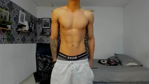 bruno_snow online show from January 11, 3:44 am