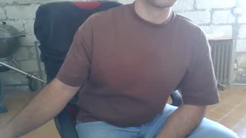 brunosso85ita online show from May 3, 8:20 am