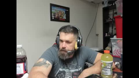 BRUTALMASTER1983 online show from June 14, 6:32 pm