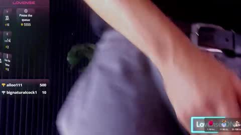 Bry Dalton online show from November 8, 4:12 am