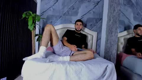 Bry Dalton online show from November 19, 4:56 am