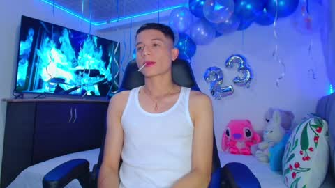 BRYAM INDEPENDENT MODEL online show from January 13, 1:56 am