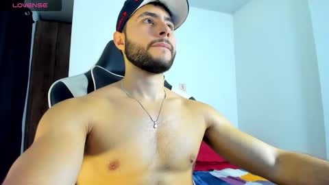 bryan_oficials online show from October 15, 12:11 am