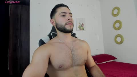Snapshot of bryan_oficials chatting on April 3, 2:31 am bryan_oficials online show from April 3, 2:31 am