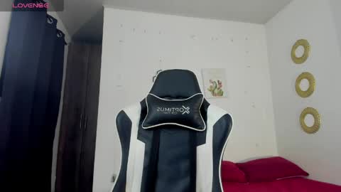 Snapshot of bryan_oficials chatting on May 15, 2:07 am bryan_oficials online show from May 15, 2:07 am