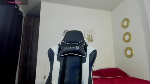 Snapshot of bryan_oficials chatting on May 16, 11:57 pm bryan_oficials online show from May 16, 11:57 pm