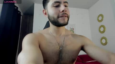 Snapshot of bryan_oficials chatting on May 19, 1:22 am bryan_oficials online show from May 19, 1:22 am