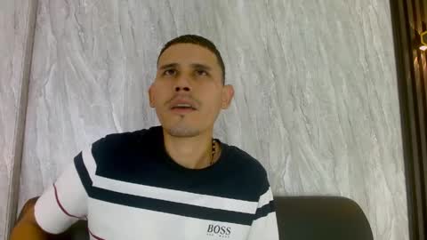 Snapshot of bryan_pirs chatting on June 1, 11:34 am Bryan online show from June 1, 11:34 am