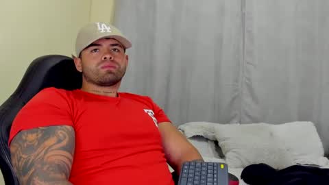 bryan stoness online show from December 14, 1:39 am