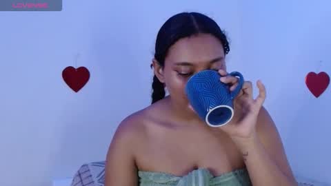 Snapshot of bryana_jones chatting on March 7, 1:13 am bryana_jones online show from March 7, 1:13 am