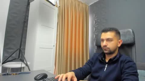 Snapshot of brycereign chatting on March 26, 5:57 am BryceReign online show from March 26, 5:57 am