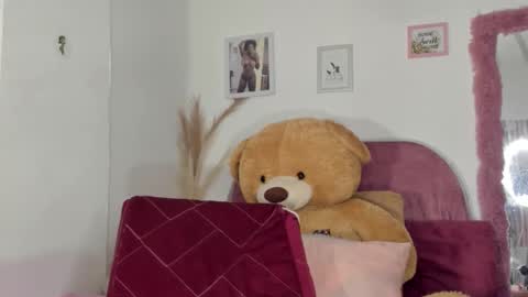 Snapshot of brytany05 chatting on June 10, 4:06 pm hot online show from June 10, 4:06 pm