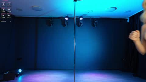 Bubble  gum  online show from April 12, 12:15 am