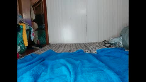 Max  candi online show from February 3, 12:47 am