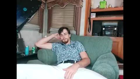 Snapshot of bubblebutt417 chatting on May 16, 8:07 pm Max candi online show from May 16, 8:07 pm