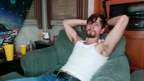 Snapshot of bubblebutt417 chatting on July 14, 2:01 pm Max candi online show from July 14, 2:01 pm