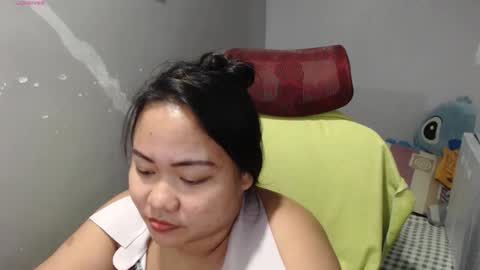 Snapshot of bubblebuttpinay chatting on March 27, 8:26 am Sunshine online show from March 27, 8:26 am