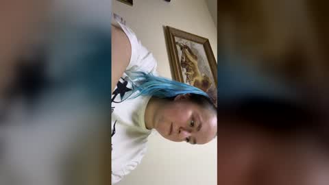 Snapshot of bubblegum_tempt chatting on January 8, 3:14 pm bubblegum_tempt online show from January 8, 3:14 pm