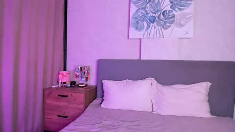 Snapshot of bubbling_crush chatting on September 23, 10:35 pm bubbling_crush online show from September 23, 10:35 pm