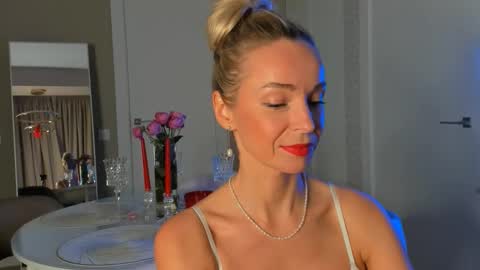 bubbling_crush online show from January 8, 8:55 pm