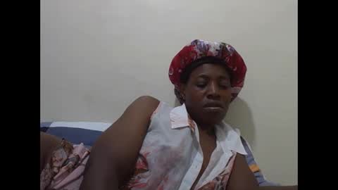 Snapshot of bubbly_jocyce chatting on June 6, 11:09 pm talisha online show from June 6, 11:09 pm