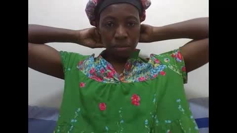 Snapshot of bubbly_jocyce chatting on June 7, 11:47 am talisha online show from June 7, 11:47 am