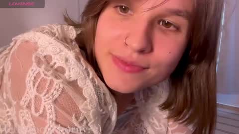 Mira  online show from May 10, 7:08 pm