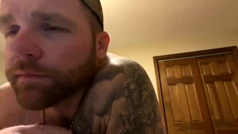 Snapshot of buckwild69204 chatting on December 29, 1:34 am buckwild69204 online show from December 29, 1:34 am