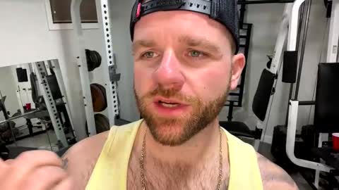 Snapshot of buckwild69204 chatting on January 14, 1:04 am buckwild69204 online show from January 14, 1:04 am