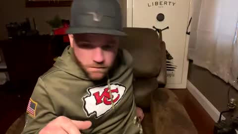 Snapshot of buckwild69204 chatting on January 18, 9:13 pm buckwild69204 online show from January 18, 9:13 pm