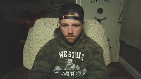 Snapshot of buckwild69204 chatting on February 1, 12:40 am buckwild69204 online show from February 1, 12:40 am