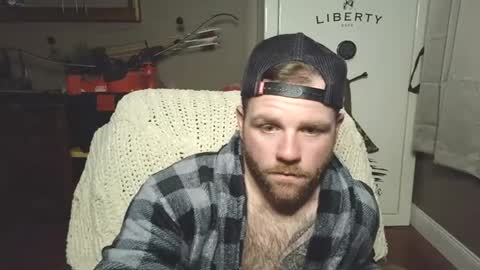 Snapshot of buckwild69204 chatting on February 3, 2:36 am buckwild69204 online show from February 3, 2:36 am