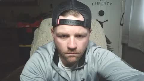 Snapshot of buckwild69204 chatting on February 12, 9:54 pm buckwild69204 online show from February 12, 9:54 pm