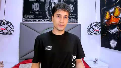 Snapshot of buddy_whitte chatting on February 13, 4:14 pm Buddy Whitte online show from February 13, 4:14 pm